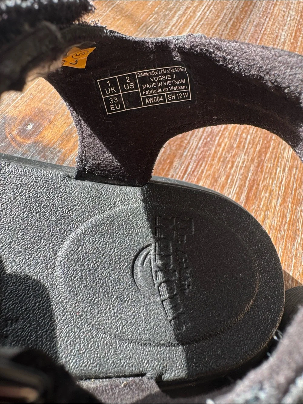 Dr. Martens Vossie J Black Leather Sandals Kids/Juniors Size 2 EU 33